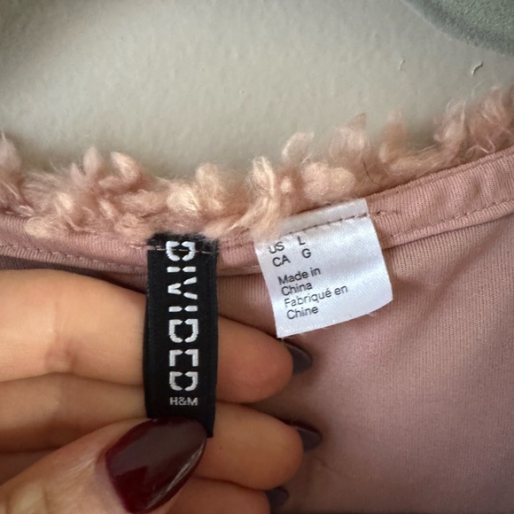 H&M Women's Blush Teddy Jacket - Picture 3 of 3